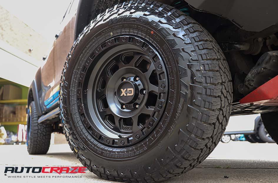 TOYOTA HILUX N80 4WD RG2 SATIN BLACK